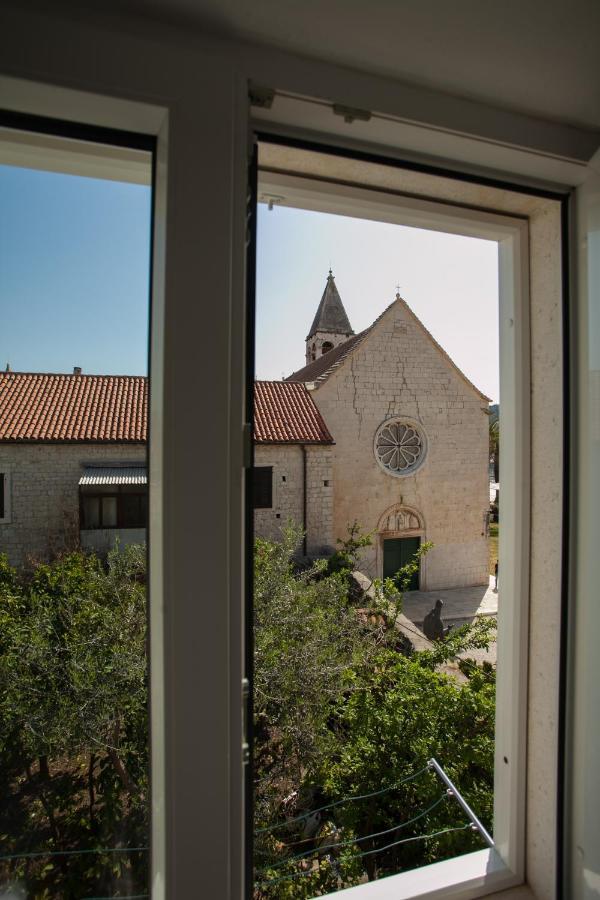 Apartments Ivomar Trogir Exterior photo