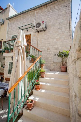 Apartments Ivomar Trogir Exterior photo