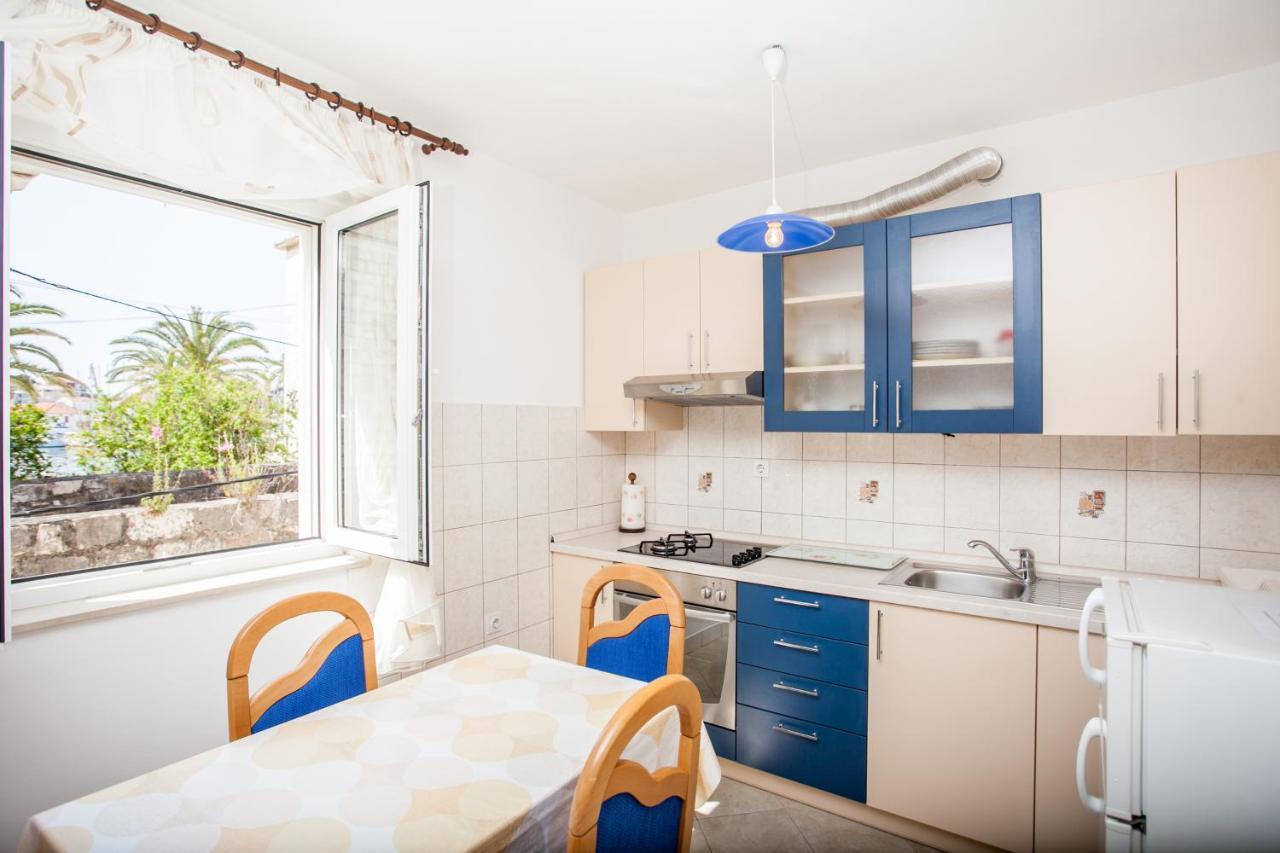 Apartments Ivomar Trogir Exterior photo